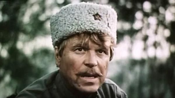 В широкоформатной ленте о Красной армии первая конная Михаил Кокшенов сыграл красного казака