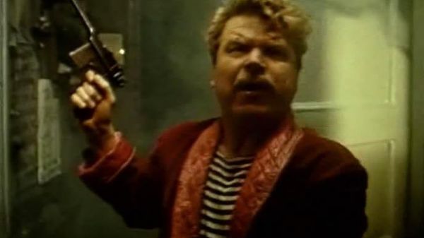 Михаил Кокшенов в кинофантасмагории на темы Ильфа и Петрова Светлая личность