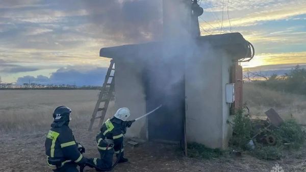Трансформатор загорелся в Красногвардейском районе Крым