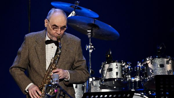 Саксофонист Алексей Козлов