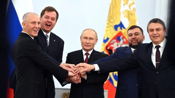 День воссоединения ДНР, ЛНР, Запорожской и Херсонской областей с Россией