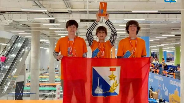 Юные инженеры из Севастополя стали чемпионами РобоФиниста 2026