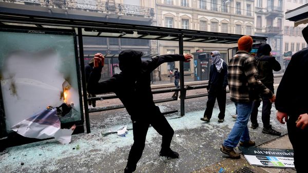 Гражданские беспорядки во Франции