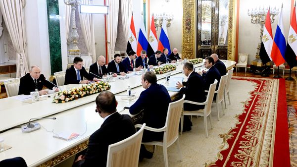 Президент Владимир Путин встретился с президентом Египта Абделем Фаттахом ас-Сиси Президент Владимир Путин встретился с президентом Египта Абделем Фаттахом ас-Сиси