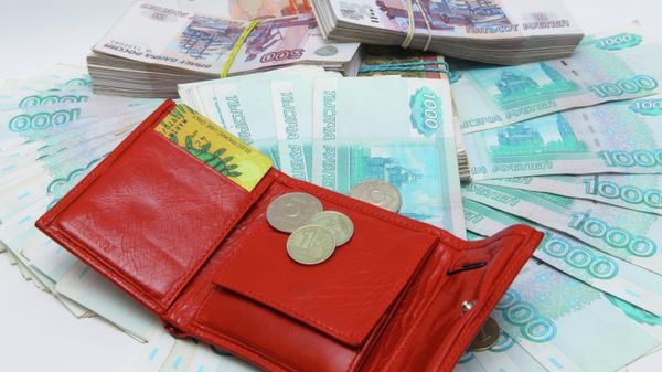 Рублевые купюры разного достоинства