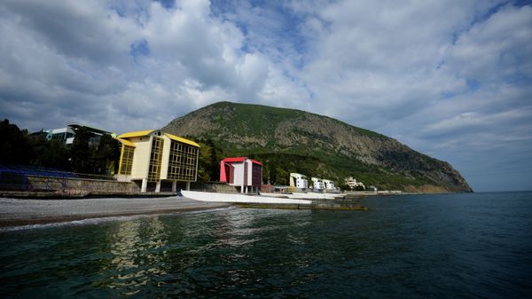Международный детский центр Артек в Крыму Международный детский центр Артек в Крыму