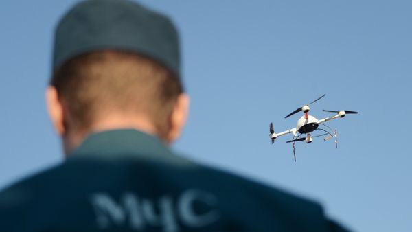 Сотрудник МЧС России