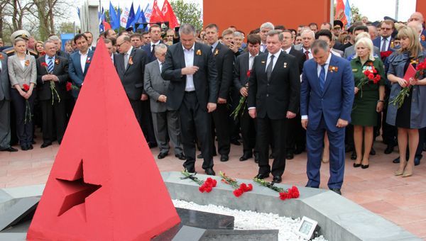 Открытие мемориала жертвам фашистской оккупации Крыма
