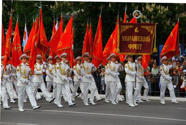 День Победы в Симферополе