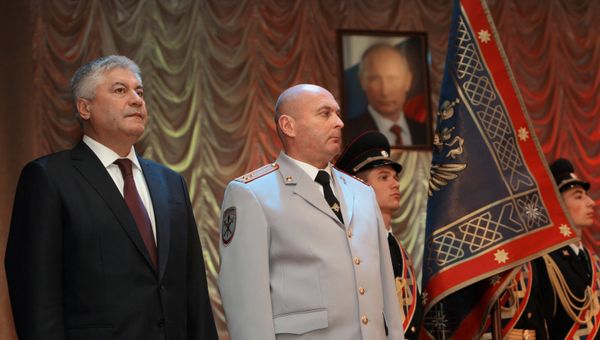 Министр внутренних дел РФ В.А.Колокольцев вручил российское знамя МВД по Республике Крым