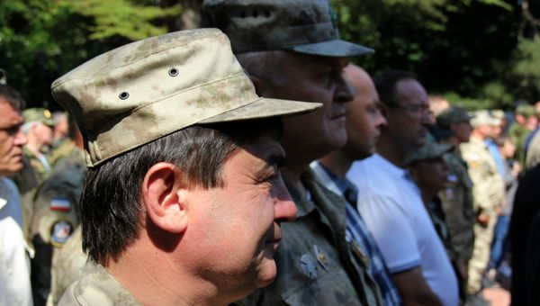Награждение ополченцев Награждение ополченцев