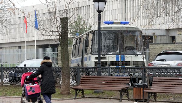 Усиление мер безопасности у здания посольства Польши в Москве