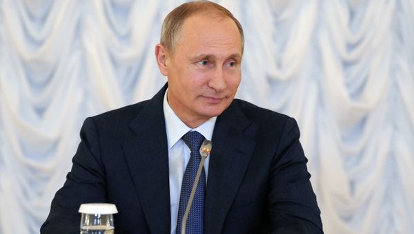 Рабочая поездка президента РФ В.Путина в Санкт-Петербург