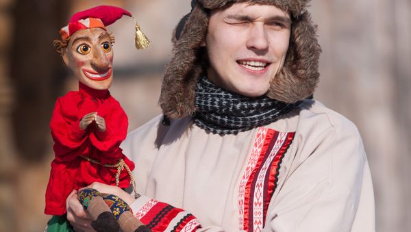 Празднование Масленицы в Санкт-Петербурге