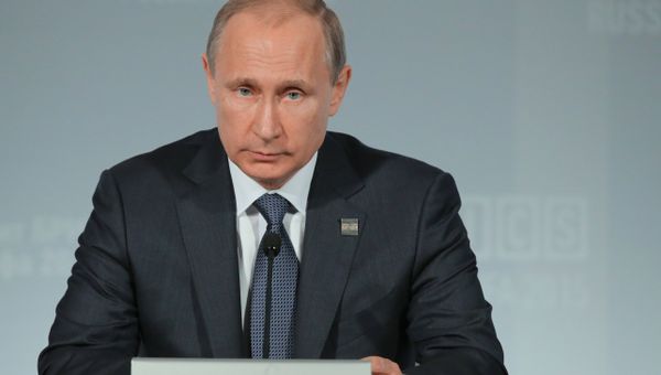 Подписание совместных документов по итогам встречи лидеров БРИКС