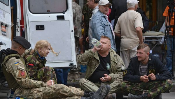 Митинг Правого сектора у здания администрации президента Украины