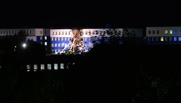 Обрушение крыши учебного центра ВДВ в Омской области