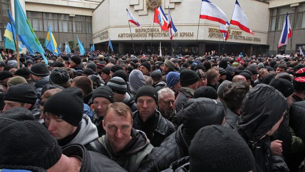 Митинги у здания Верховного совета Крыма Митинги у здания Верховного совета Крыма