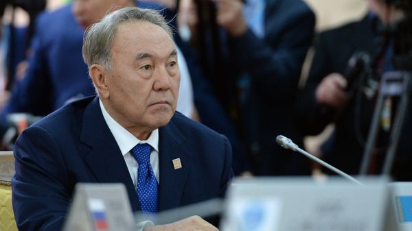 Заседание Совета глав государств-членов ШОС в узком составе