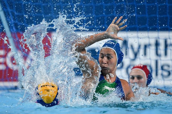 Чемпионат мира FINA 2015. Водное поло. Женщины. Матч Австралия - Италия. Матч за 3-е место Чемпионат мира FINA 2015. Водное поло. Женщины. Матч Австралия - Италия. Матч за 3-е место