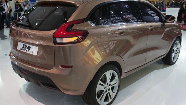 Презентация автомобиля Lada Xray concept 2
