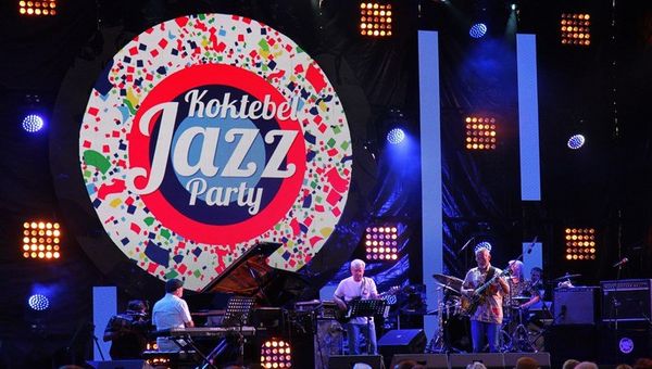 Второй вечер Koktebel Jazz Party. Концерт.  Джазовый гитарист Игорь Золотухин