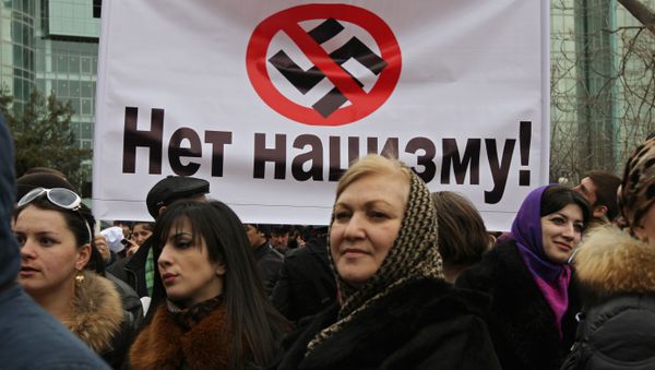 Митинги в поддержку соотечественников на Украине в российских городах