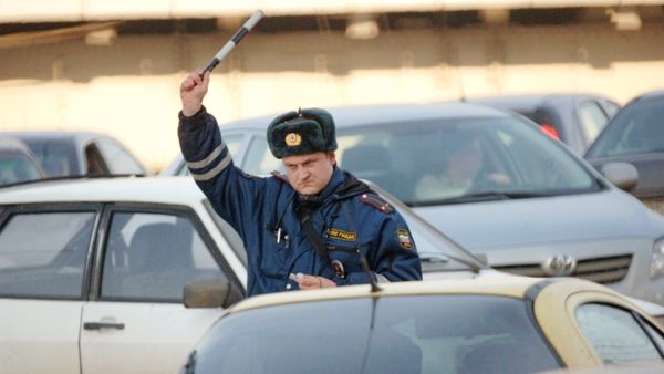 Сотрудник ДПС