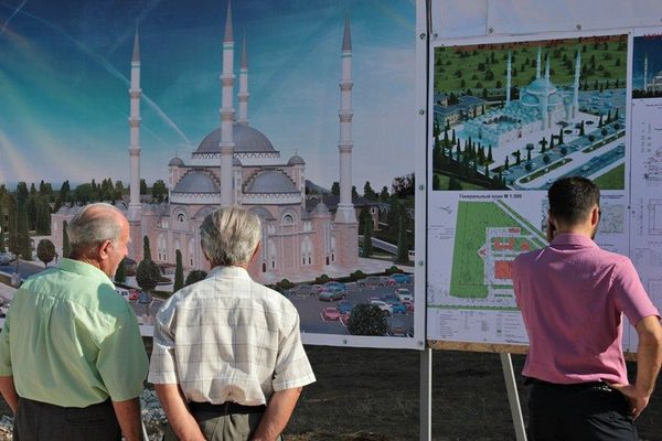 Крымчанам презентовали проект главной мечети Республики