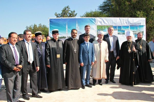 Крымчанам презентовали проект главной мечети Республики