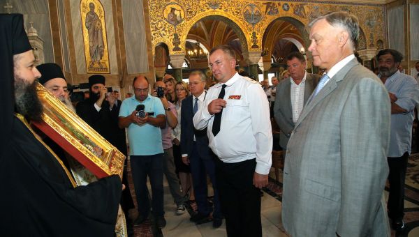 Икона с мощами Андрея Первозванного прибыла с Афона
