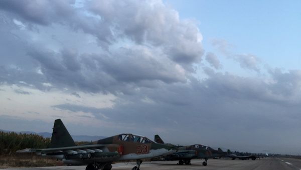 Российская боевая авиация на аэродроме около Латакии