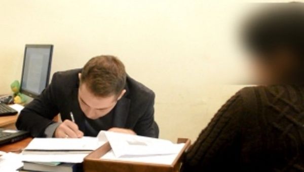 Мать найденного в Массандровском парке г.Ялта малыша в кабинете следователя