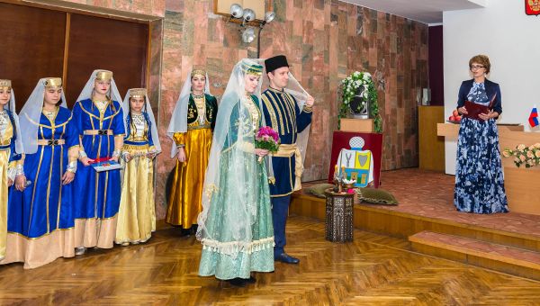 Свадьба в национальном стиле в ЗАГСе Евпатории