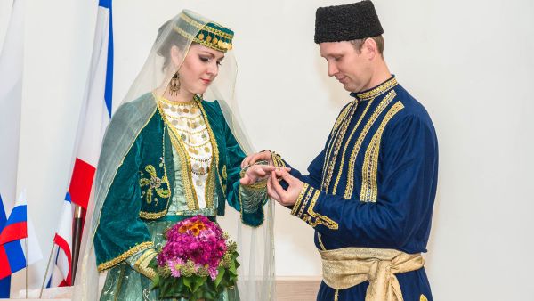 Свадьба в национальном стиле в ЗАГСе Евпатории Свадьба в национальном стиле в ЗАГСе Евпатории