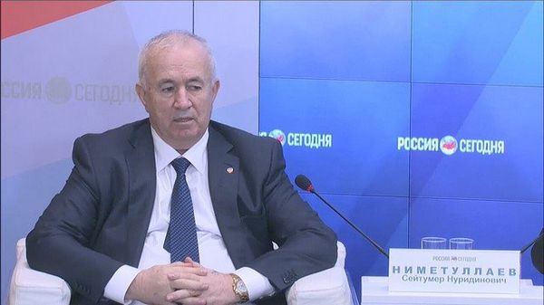 Видеоцитата - Сейтумер Ниметуллаев: Мы сегодня настолько сплотились, настолько в России, что нас никто не сломит.