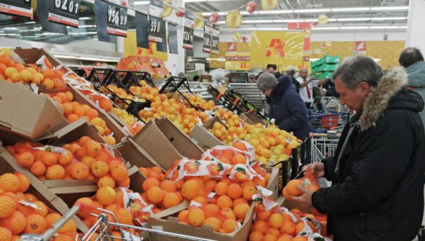 Предновогодняя продажа продовольственных товаров