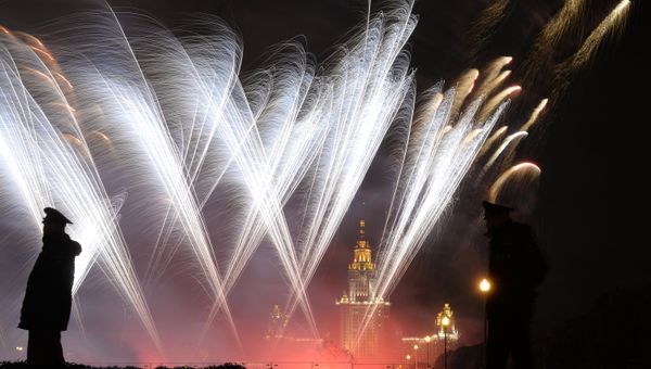 Шоу фейерверков