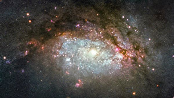 Галактика NGC 3597