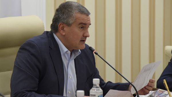Председатель Совета министров Крыма Сергей Аксенов на заседании Совета министров Крыма