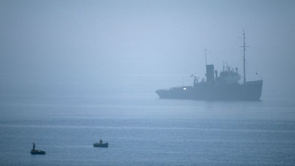 Туман на море