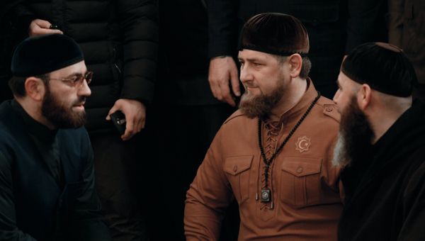 Богослов Адам Шахидов, глава Чеченской республики Рамзан Кадыров и муфтий Чеченской республики Салах Межидов