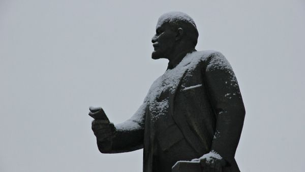 Памятник Ленину