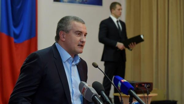 Глава Республики Крым Сергей Аксенов на торжественном мероприятии, посвященном 80-летию аэропорта Симферополь Глава Республики Крым Сергей Аксенов на торжественном мероприятии, посвященном 80-летию аэропорта Симферополь