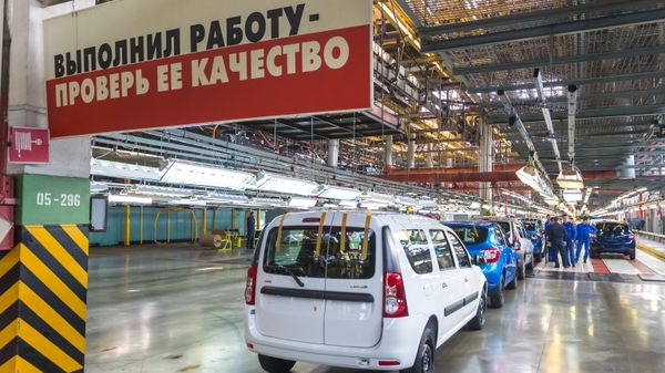 45 лет с начала выпуска автомобилей АВТОВАЗа