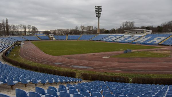 Стадион Локомотив, Симферополь