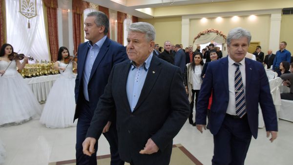 Бал чемпионов-2015, Симферополь. Сергей Аксенов, Евгений Михайлов, Георгий Шестак