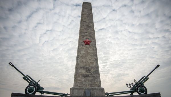 Обелиск Славы на горе Митридат. Керчь
