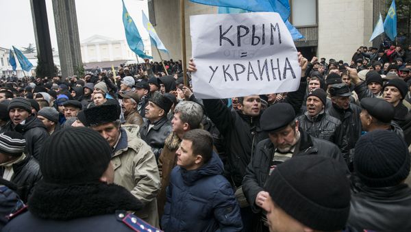 Митинги у здания Верховного совета Крыма