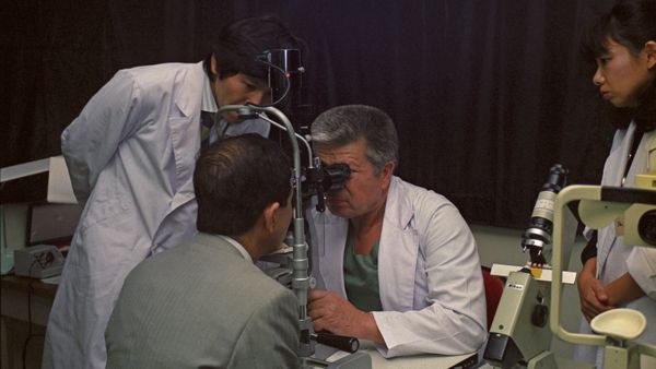 Академик Святослав Федоров Академик Святослав Федоров
